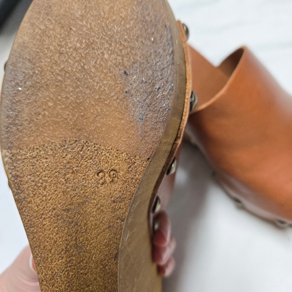 VINTAGE STEVE MADDEN CHERR WOODEN WEDGES MULES - Picture 7 of 8